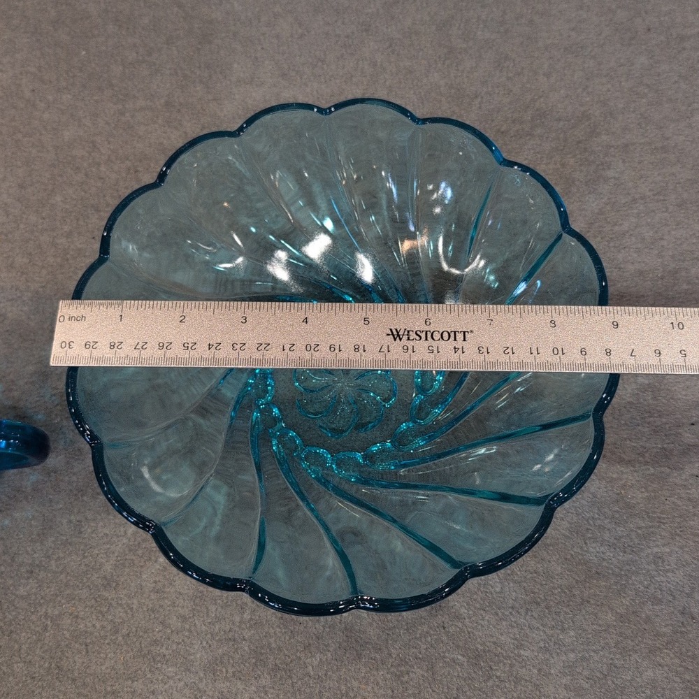Vintage Blue Glassware Set Moon and Star Sugar Bowl & Scalloped Swirl Bowl Aqua - Picture 6 of 9